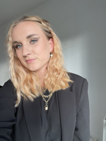 Annika Moosbrucker Laraprivat