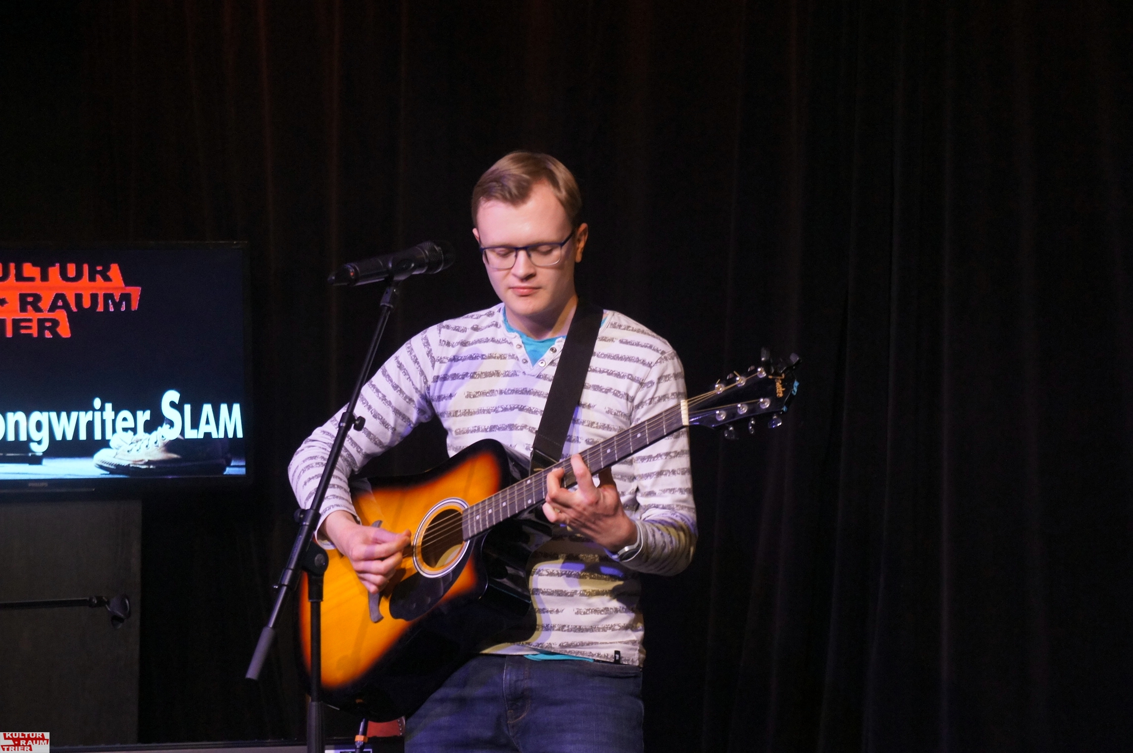 Singer & Songwriter Slam